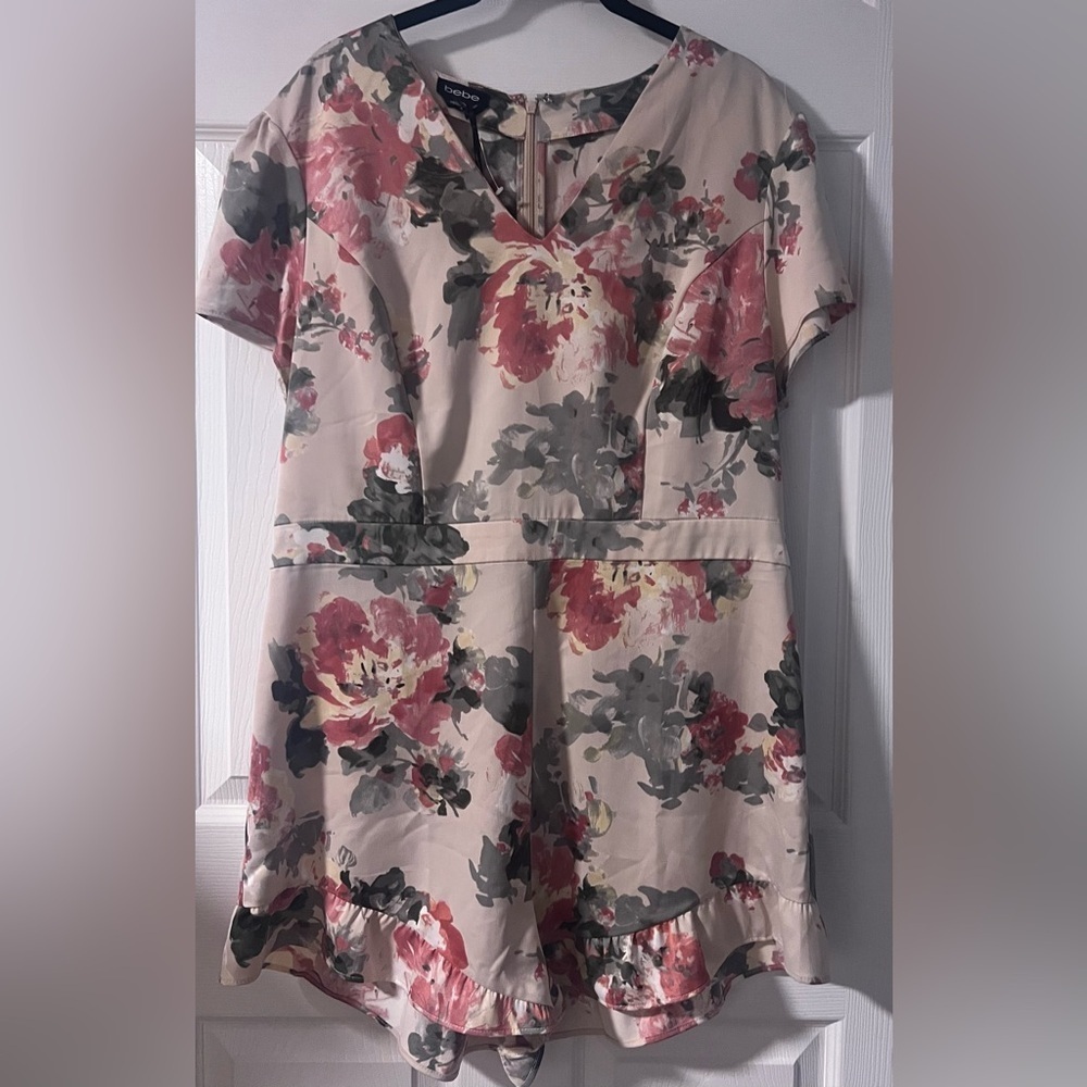 New With Tags Bebe Sheer Dream Floral Romper